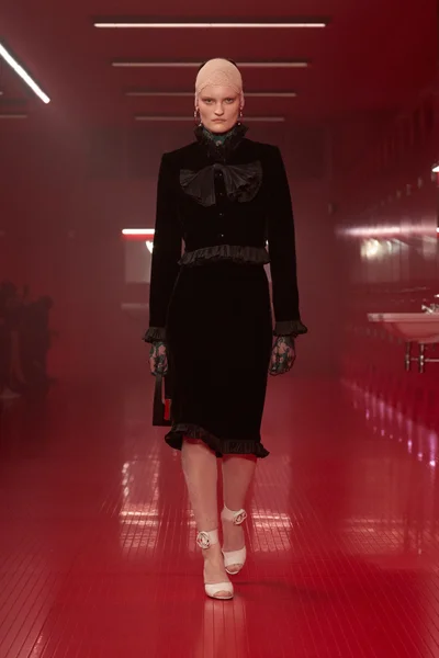 Look 33